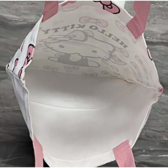 Hello Kitty Canvas Tote Bag – Adorable Pink Bow & Heart Design - Picture 4 of 5